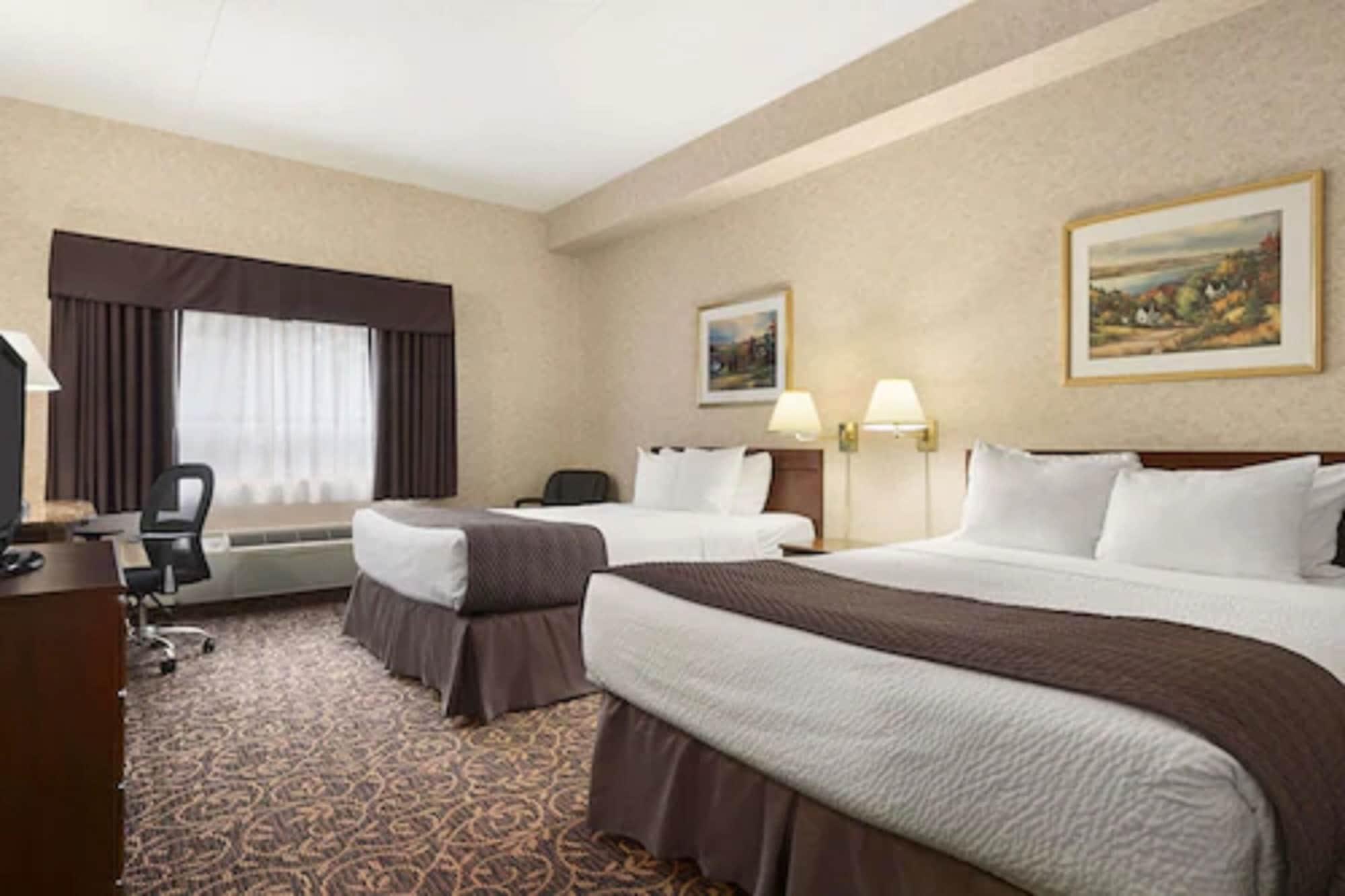 Days Inn By Wyndham Toronto East Lakeview Εξωτερικό φωτογραφία
